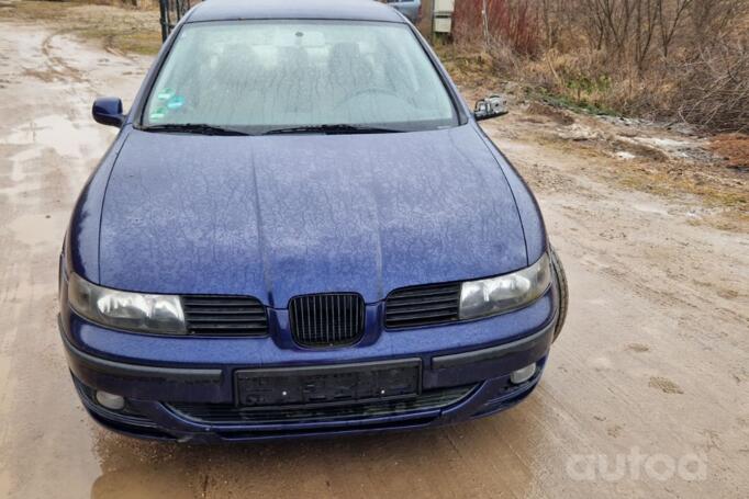 SEAT Toledo 2 generation Sedan