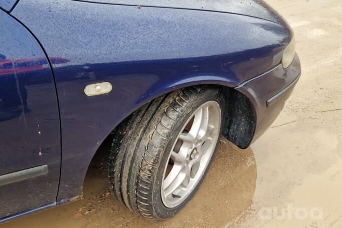 SEAT Toledo 2 generation Sedan