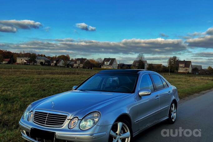 Mercedes-Benz E-Class W211 Sedan