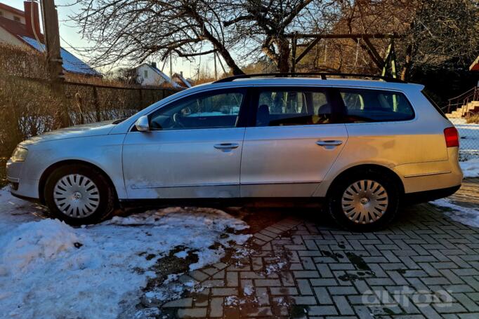 Volkswagen Passat B6 wagon 5-doors