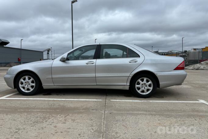 Mercedes-Benz S-Class W220 Sedan Long