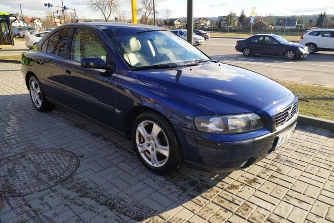 Volvo s60 1 рестайлинг