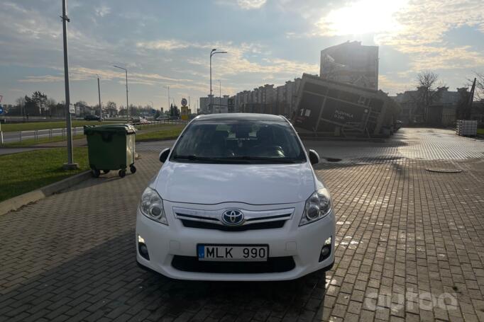 Toyota Auris 1 generation [restyling] Hybrid hatchback 5-doors