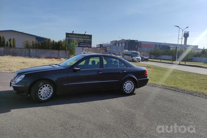 Mercedes-Benz E-Class W211/S211 Sedan 4-doors