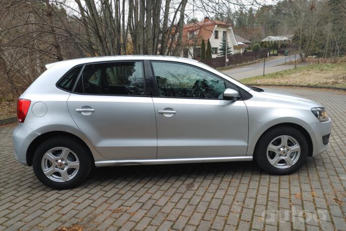 Volkswagen Polo 5 generation Hatchback 5-doors