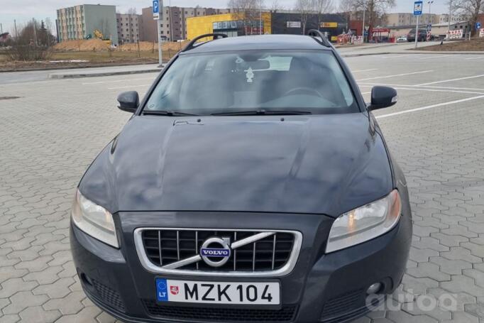 Volvo V70 3 generation wagon