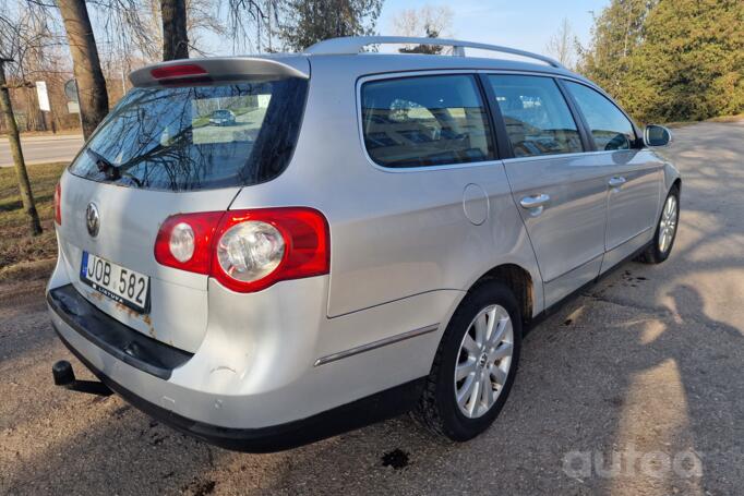 Volkswagen Passat B6 wagon 5-doors