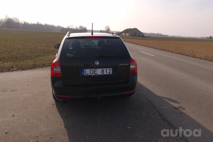 Skoda Octavia 2 generation [restyling] Combi wagon 5-doors