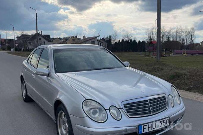 Mercedes-Benz E-Class W211 Sedan