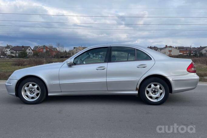 Mercedes-Benz E-Class W211 Sedan