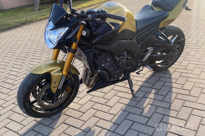 Yamaha FZ