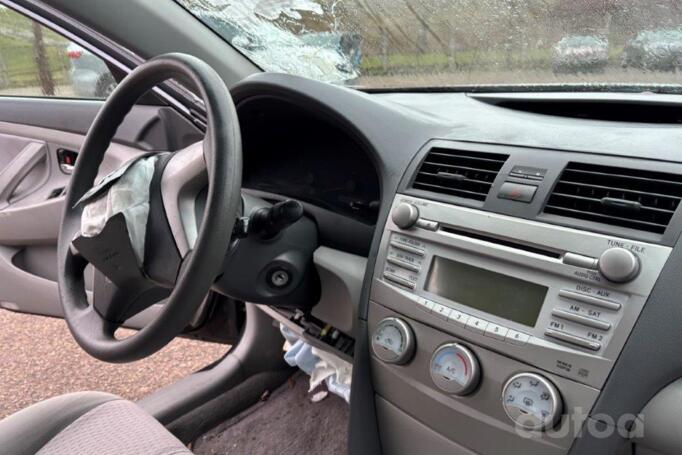 Toyota Camry XV40 [restyling] Sedan 4-doors