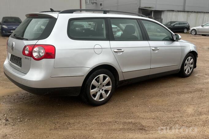 Volkswagen Passat B6 wagon 5-doors