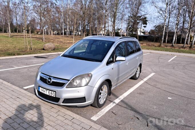 Opel Zafira B Minivan 5-doors