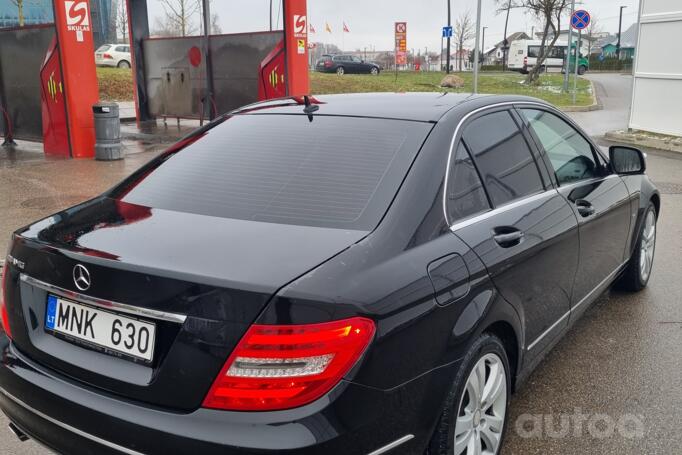 Mercedes-Benz C-Class W204/S204 Sedan