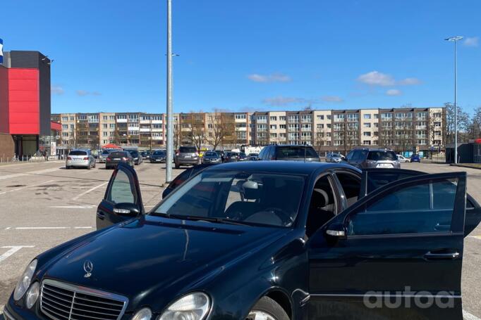 Mercedes-Benz E-Class W211/S211 Sedan 4-doors