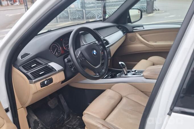 BMW X5 E70 Crossover