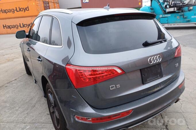 Audi Q5 8R Crossover