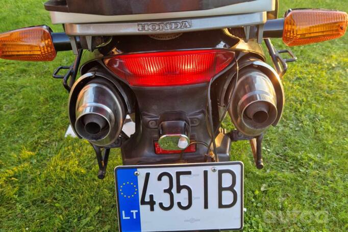 Honda XL