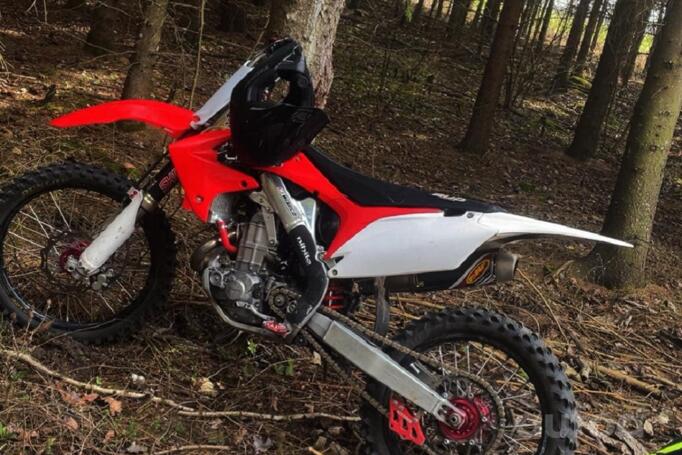 Honda CRF