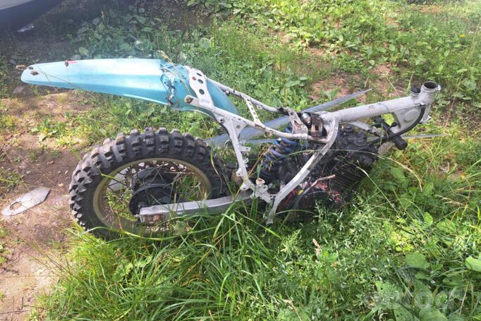Honda XL