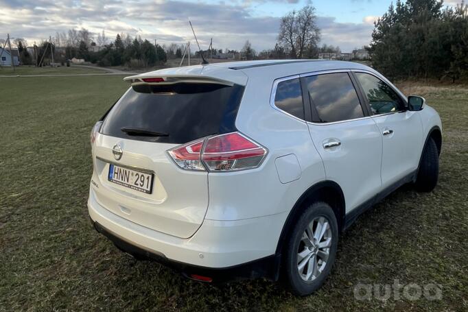 Nissan X-Trail T32 Crossover