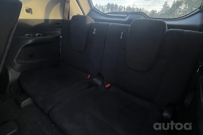 Nissan X-Trail T32 Crossover