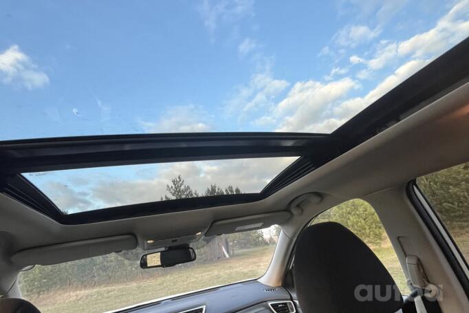 Nissan X-Trail T32 Crossover