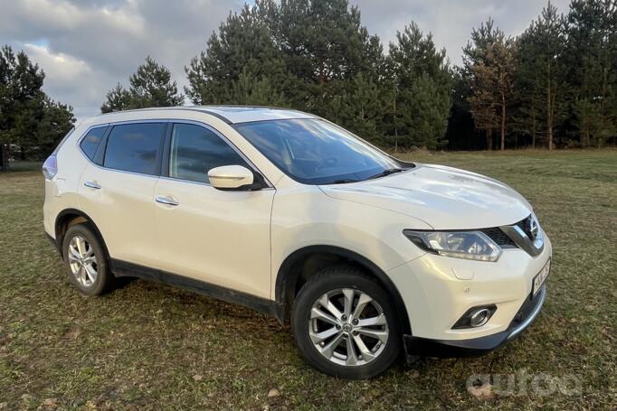 Nissan X-Trail T32 Crossover