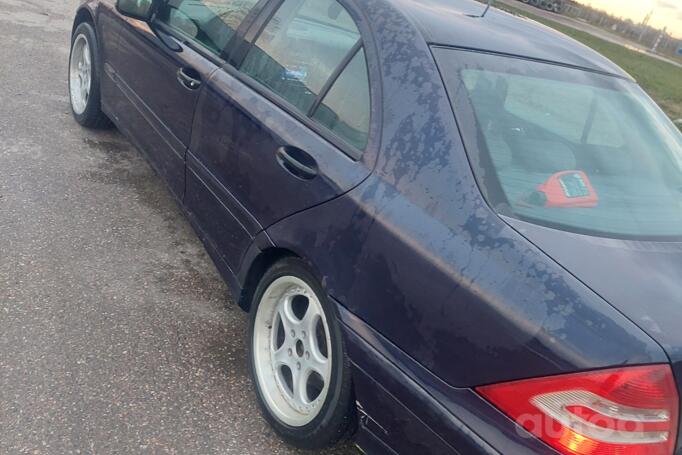 Mercedes-Benz C-Class W203/S203/CL203 [restyling] Sedan 4-doors