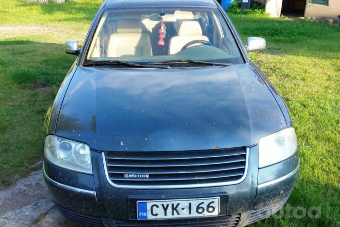 Volkswagen Passat Variant 1 generation wagon (5 doors)