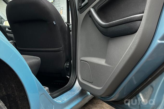 Ford Focus 2 generation [restyling] Hatchback 5-doors
