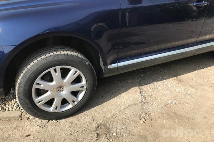 Volkswagen Touareg 1 generation [restyling] Crossover