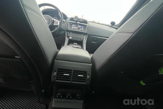 Jaguar F-Pace 1 generation Crossover