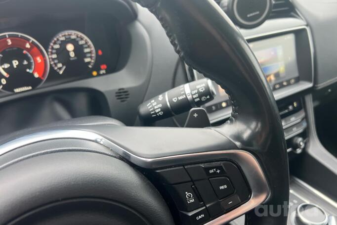 Jaguar F-Pace 1 generation Crossover