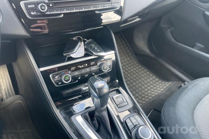 BMW 2 Series Active Tourer F45 Minivan