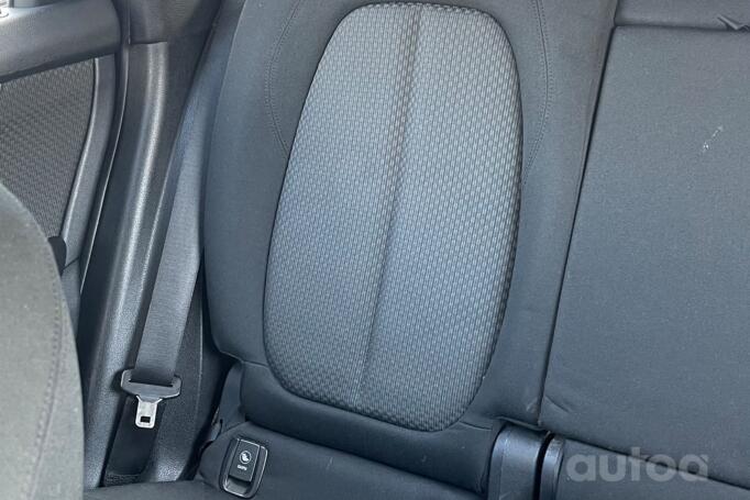 BMW 2 Series Active Tourer F45 Minivan
