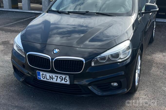 BMW 2 Series Active Tourer F45 Minivan