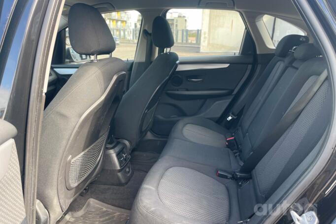 BMW 2 Series Active Tourer F45 Minivan