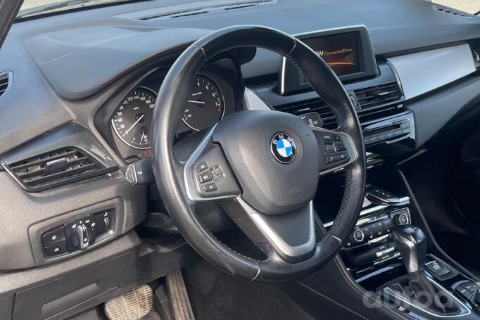 BMW 2 Series Active Tourer F45 Minivan