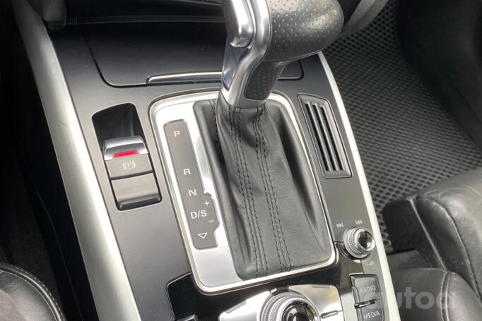 Audi A4 B8/8K [restyling] Avant wagon 5-doors