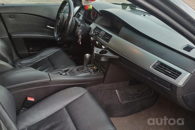 BMW 5 Series E60/E61 Touring wagon