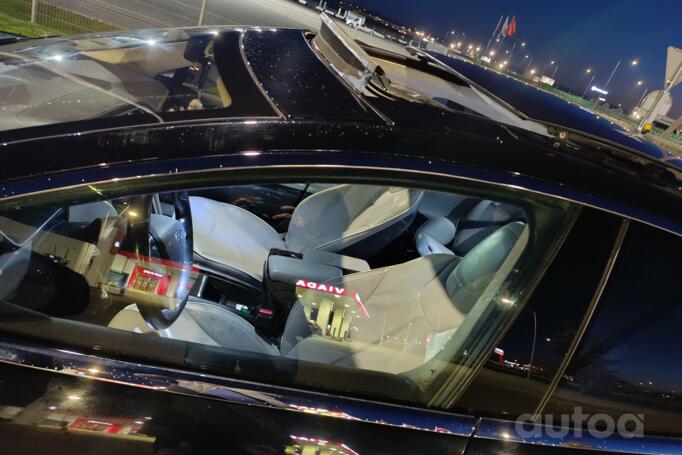 Tesla Model S 1 generation Liftback