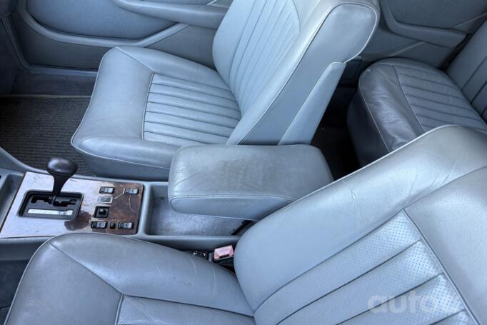 Mercedes-Benz S-klas (w126)