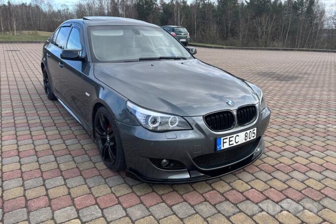 BMW 5 Series E60/E61 Sedan