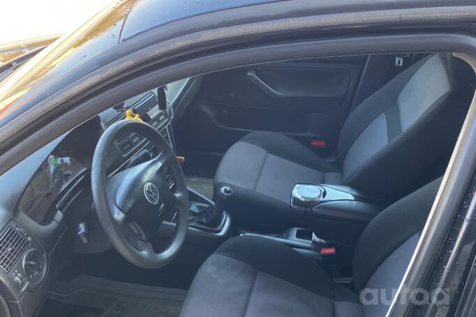 Volkswagen Golf 4 generation Hatchback 5-doors