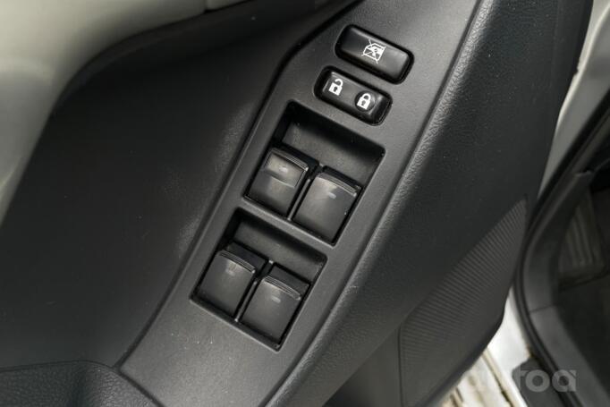 Toyota Verso 1 generation Minivan