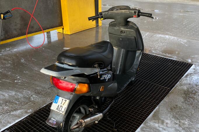 Piaggio Zip 50