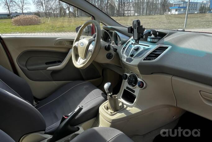Ford Fiesta 5 generation [restyling] Hatchback 5-doors