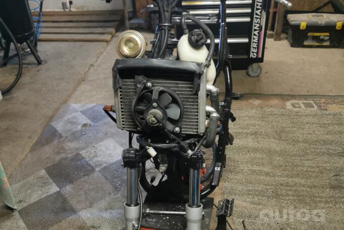 Aprilia Leonardo